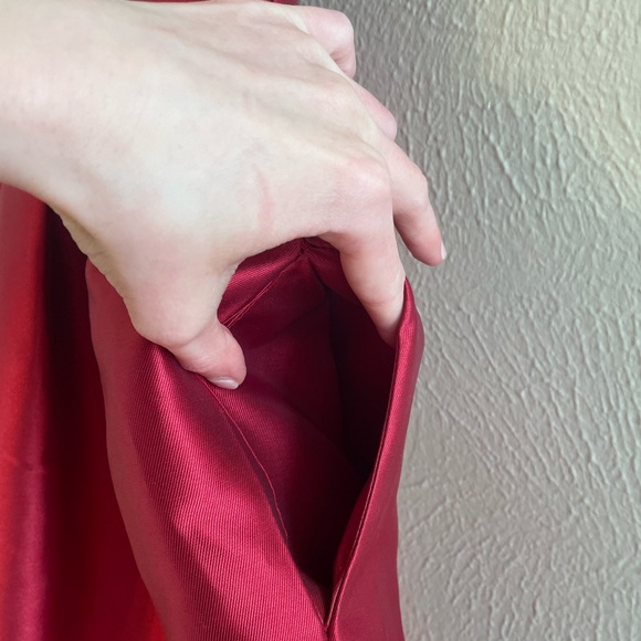 Formal dress - Picture 2 of 7